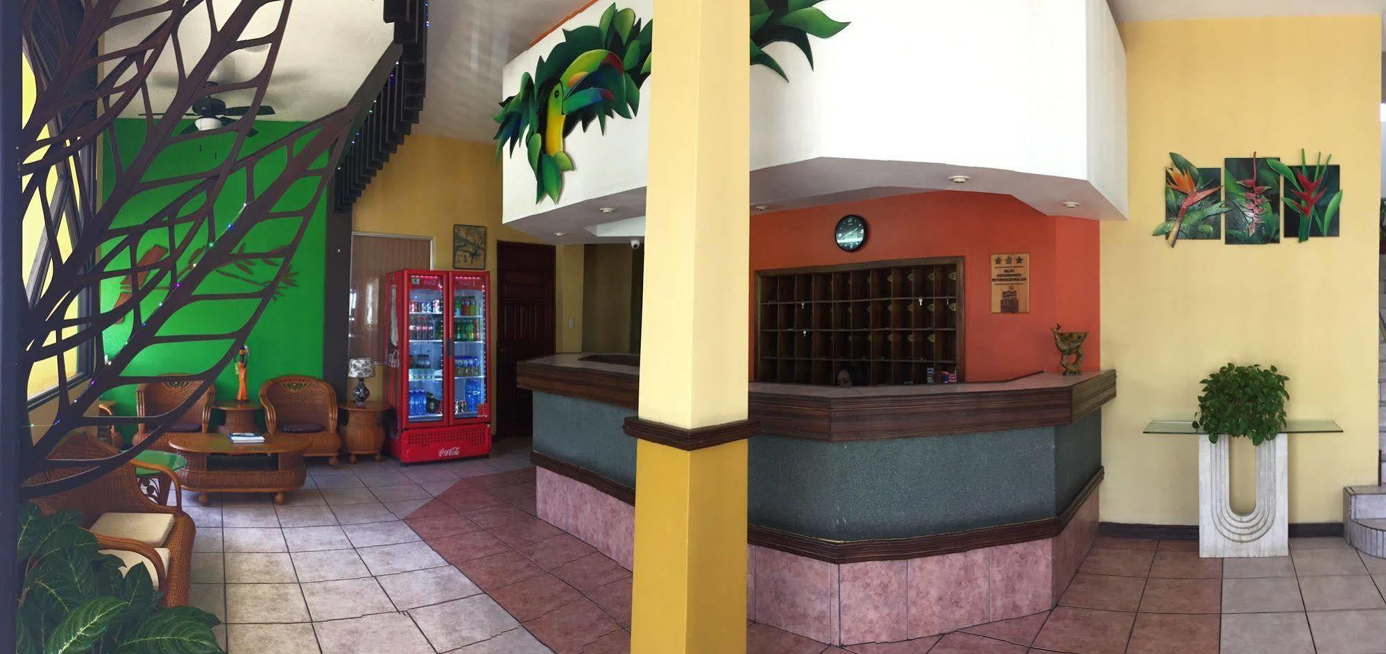 Park Hotel Puerto Limon Exterior photo